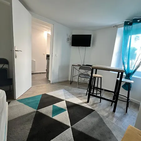 Studio Cozy Proche Aeroport Cdg Apartman *